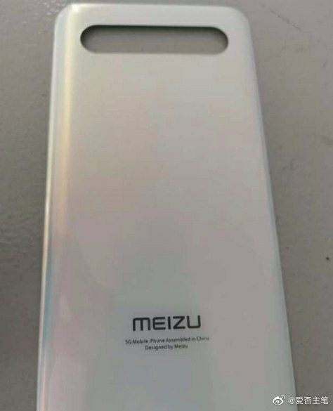 Meizu 17 с горизонтальной квадрокамерой представлен на фото