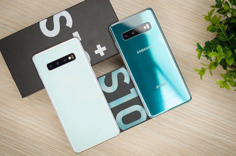 Смартфоны серии Samsung Galaxy S10 получили обновление One UI 2.5