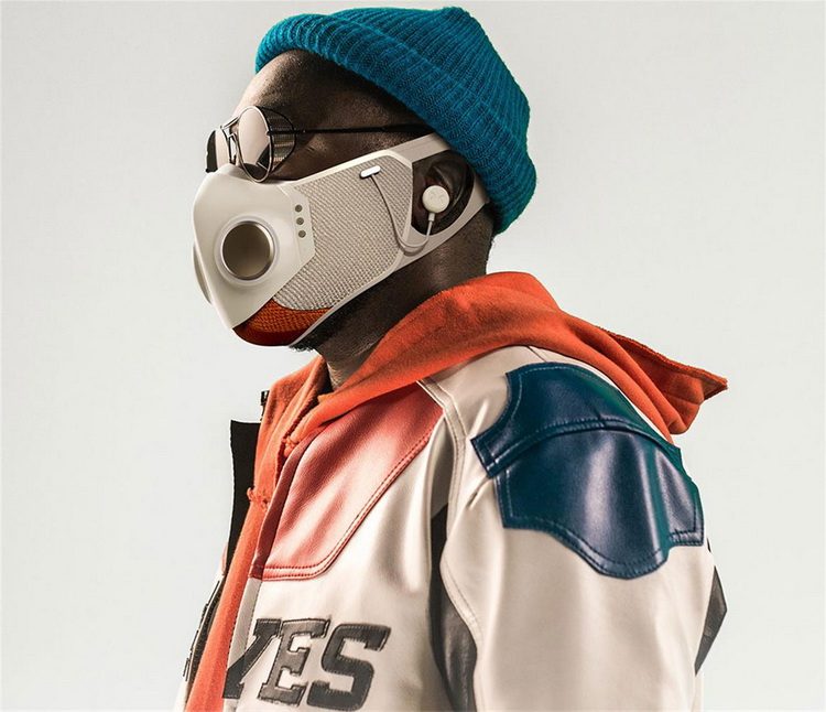 Участник Black Eyed Peas выпустил удобную защитную маску Xsupermask за $299