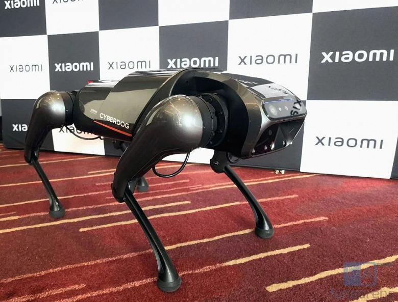 Компания Xiaomi показала своего робопса CyberDog вживую в индийских магазинах Mi Home
