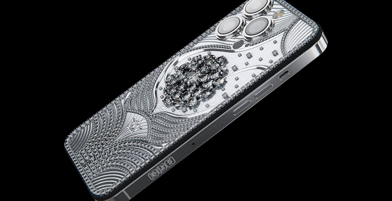 Caviar в России представила бриллиантовый iPhone 14 Pro Max почти за 31,5 млн рублей