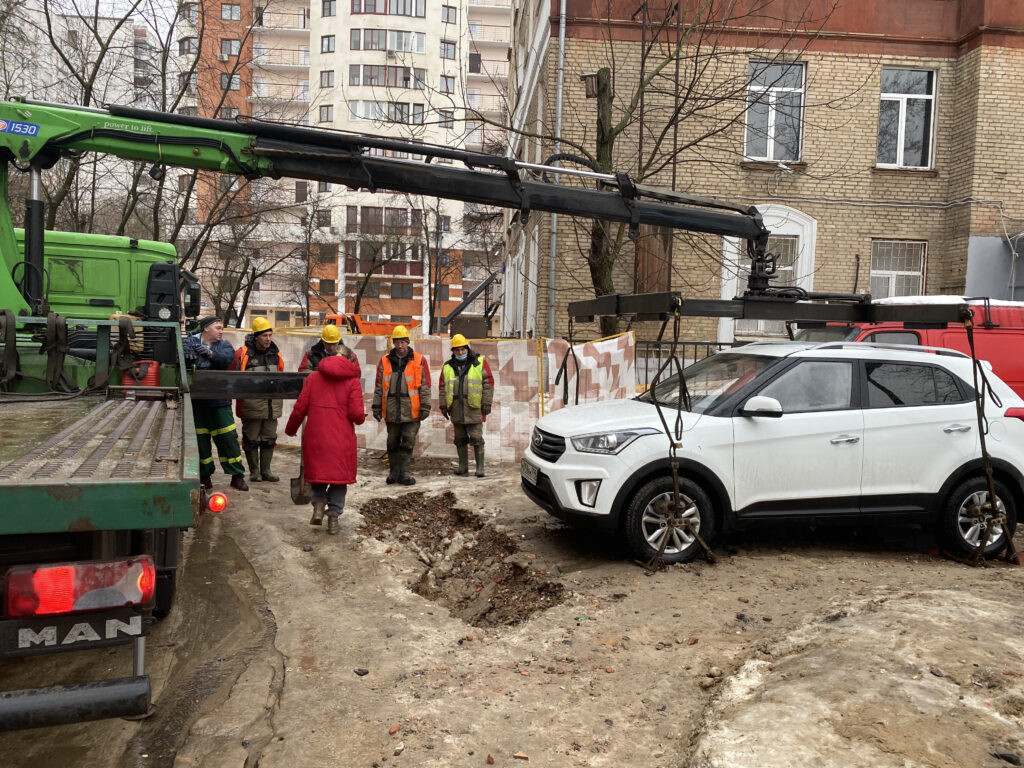 Московская служба эвакуации автомобилей