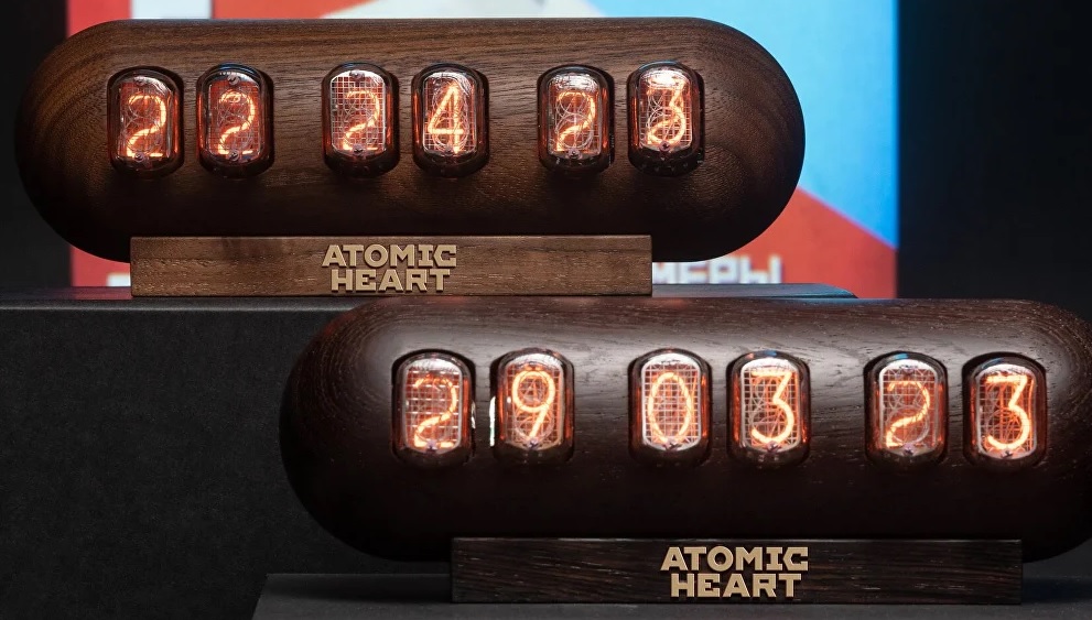 Представлены лимитированные деревянные часы «Капсула» для фанатов Atomic Heart