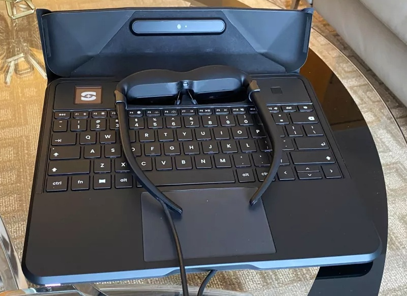 Представлен новый необычный ноутбук Sightful Spacetop со 100-дюймовым виртуальным дисплеем