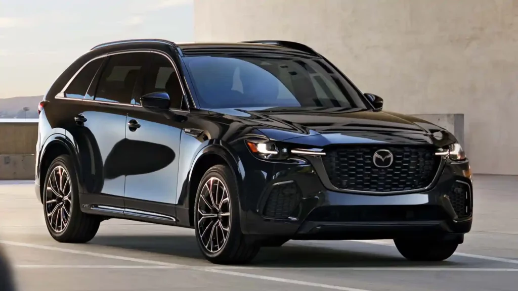 Mazda представила новый среднеразмерный внедорожник CX-70