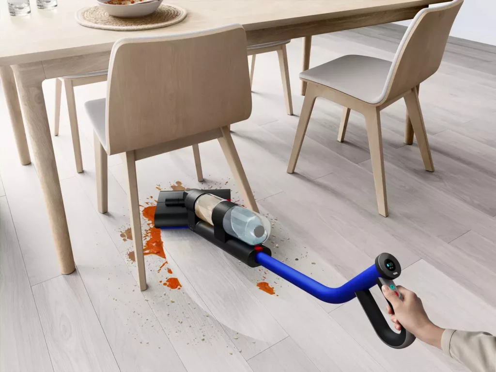 Dyson сделал умную швабру для влажной уборки по цене 700 долларов