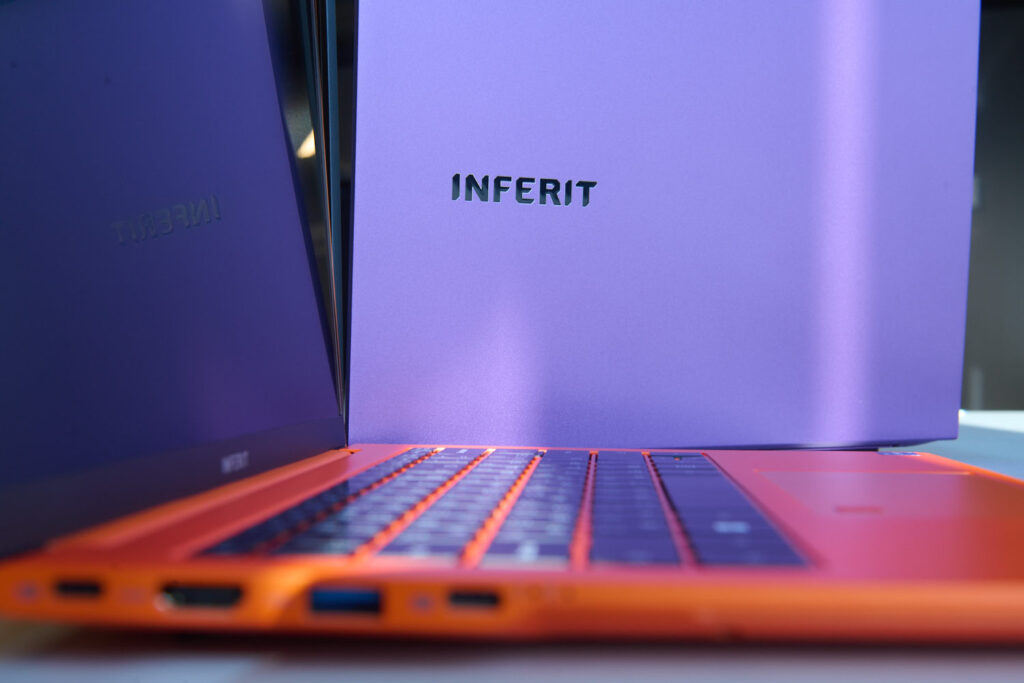 В РФ начались продажи отечественных ноутбуков INFERIT по цене от 69 000 рублей