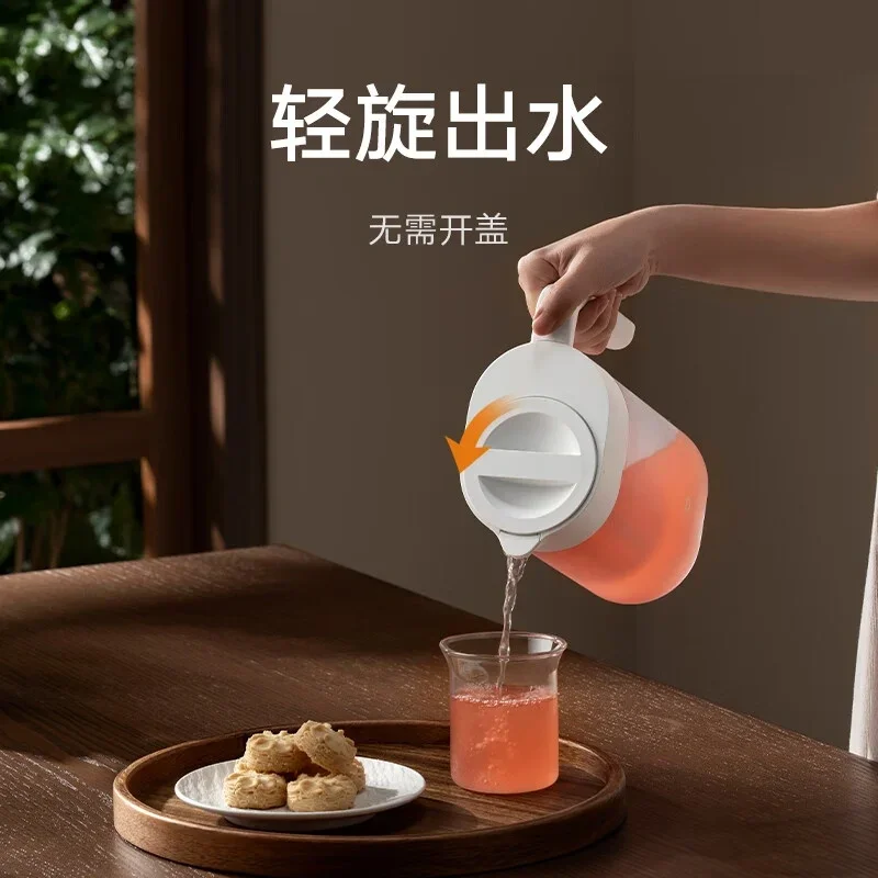 Xiaomi сделала чайник для холодных напитков дешевле 1000 рублей
