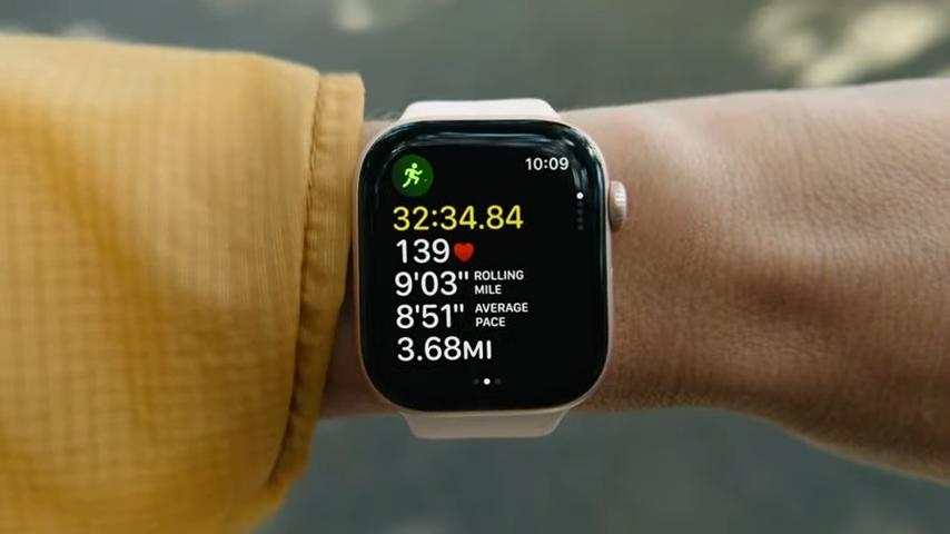 Apple представила Watch Series 10 с самым большим среди часов бренда экраном