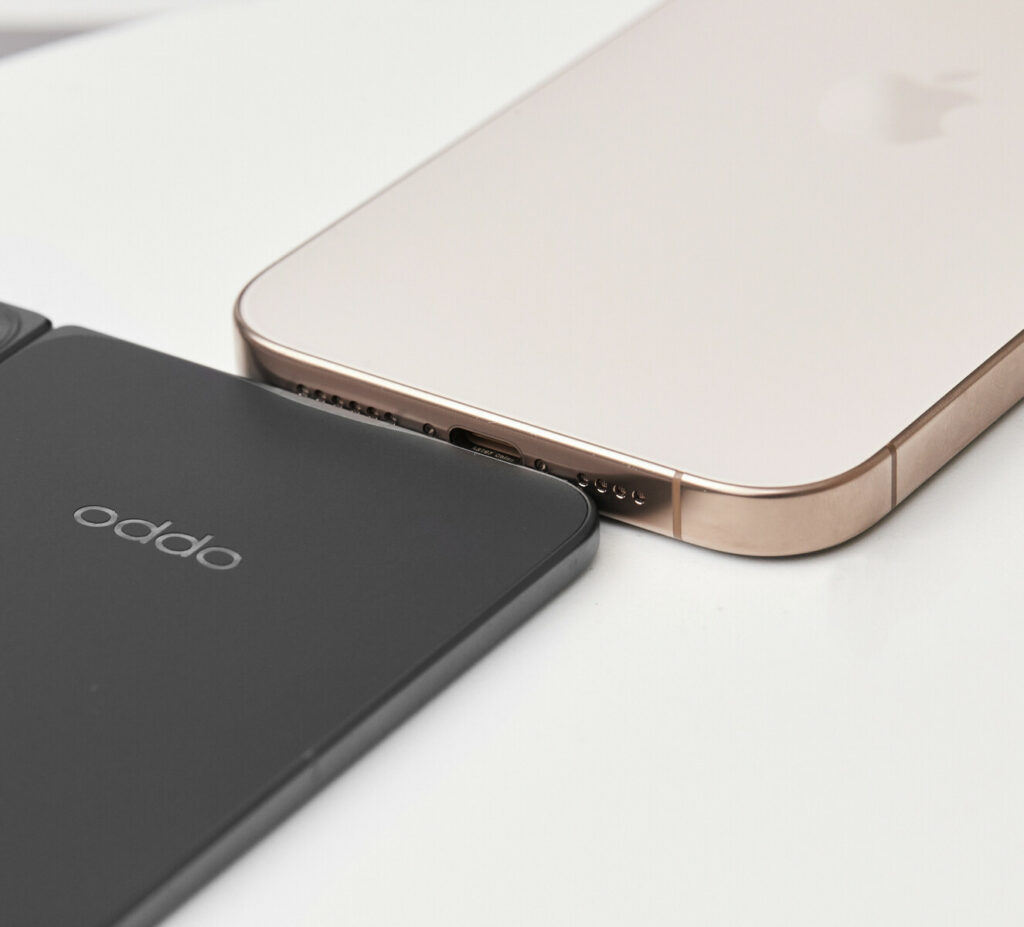 Oppo Find N5 будет почти в два раза тоньше iPhone 16 Pro