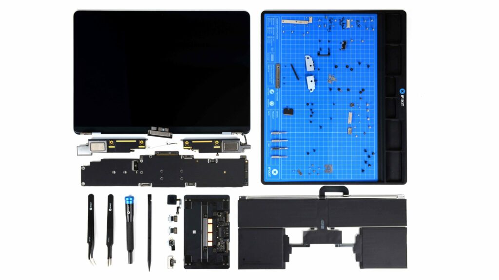 В IFixit разобрали ноутбук Apple MacBook Air: его практически невозможно отремонтировать