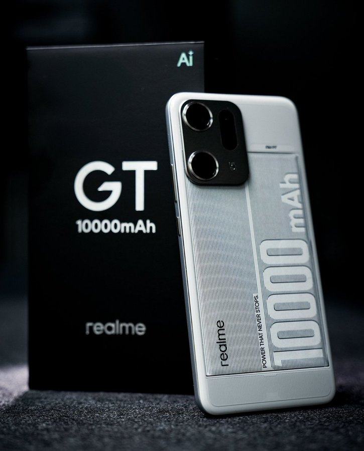 Realme представила концепт GT с батареей на 10 000 мАч
