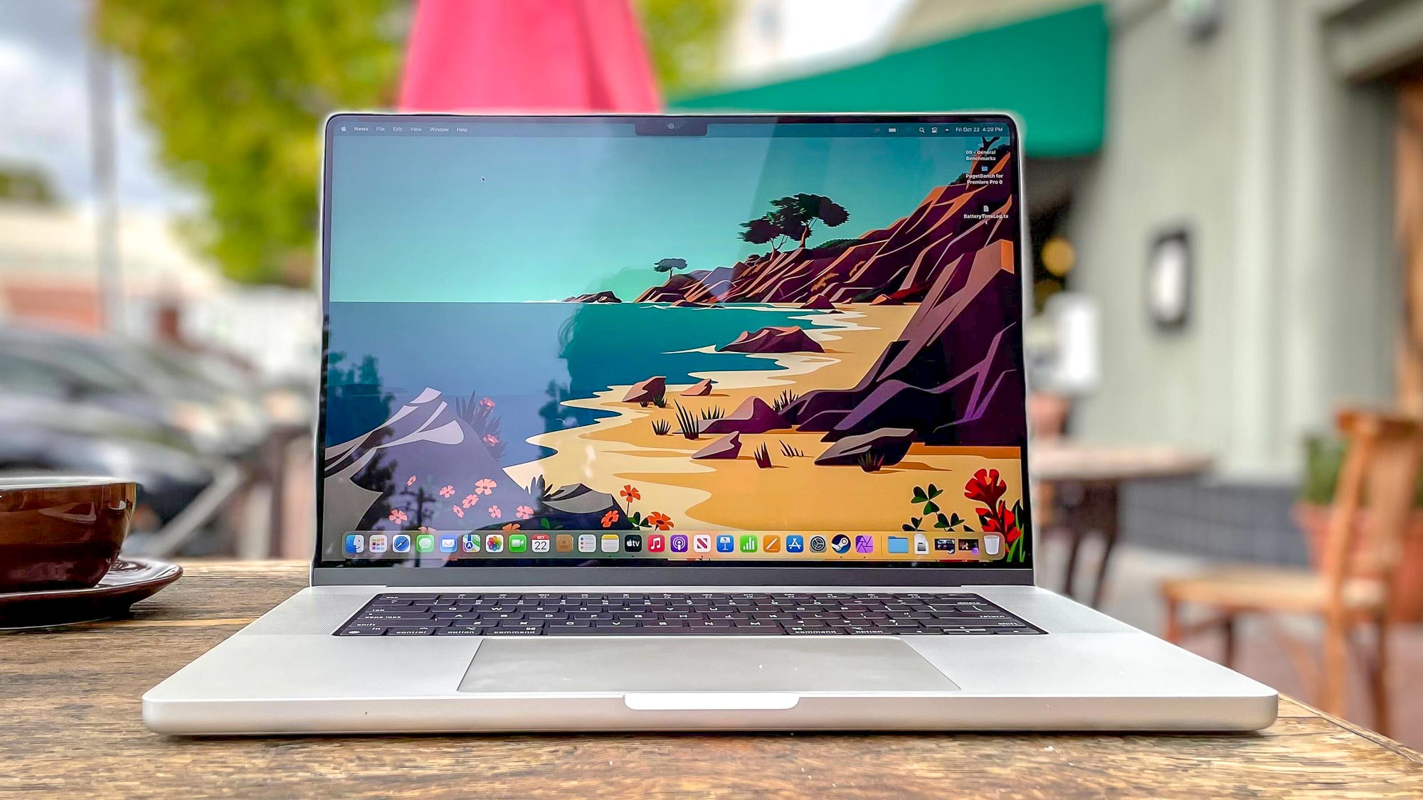 Какой MacBook Pro купить в 2025 году? Разбираемся без лишней воды
