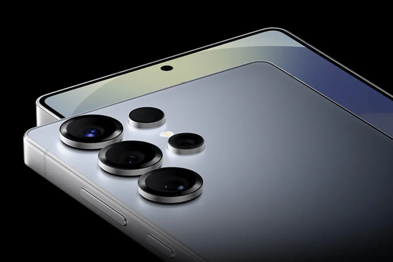 В Samsung Galaxy S25 Ultra нашли баг с фиолетовой Луной