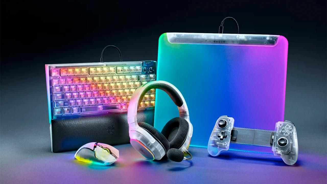 Razer представила коллекцию полупрозрачных аксессуаров Phantom White